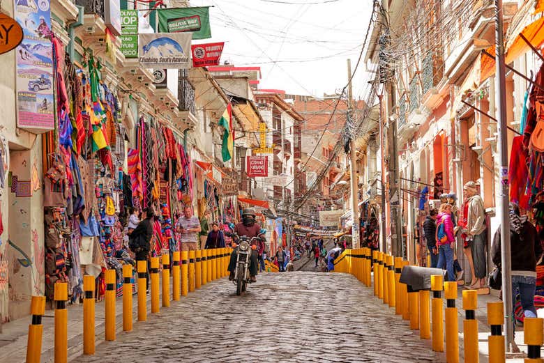 Tour por La Paz + Cena con espectáculo folclórico - Galería 1