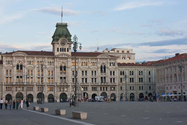 Tour panorámico por Trieste + Castillo Miramare