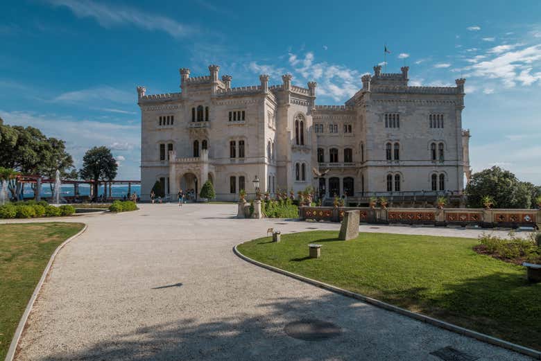 Tour panorámico por Trieste + Castillo Miramare
