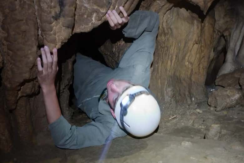 Espeleología en las cuevas de los Picos de Europa