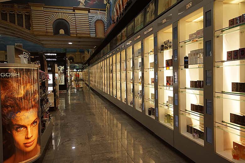 Tour de compras por el Duty Free Shop Puerto Iguazú