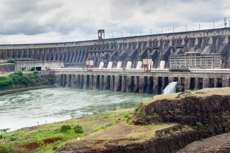Excursión a la represa de Itaipú