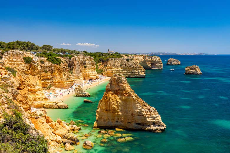 Paseo en barco privado por el Algarve