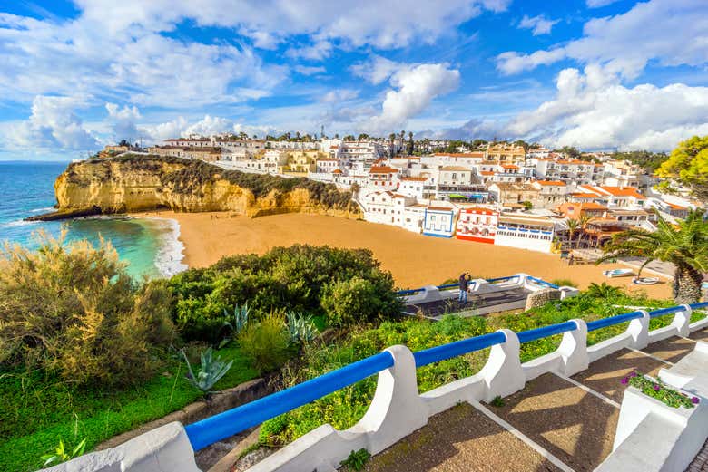Excursión a Benagil y Ferragudo + Cata de vinos