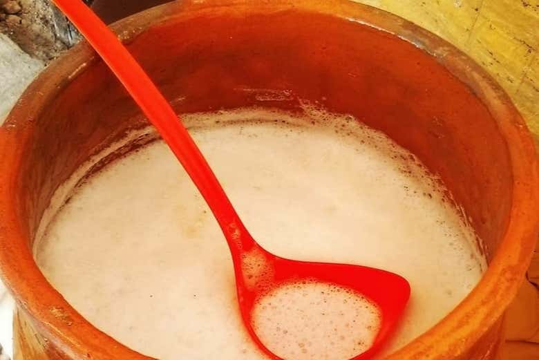 Tour del pulque, el tequila y el mezcal + Mercado de artesanía