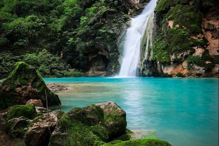 Tour privado por las montañas y valles del sur de Omán