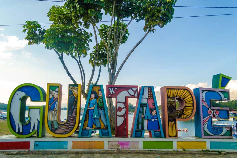 Tour en tuk tuk por Guatapé