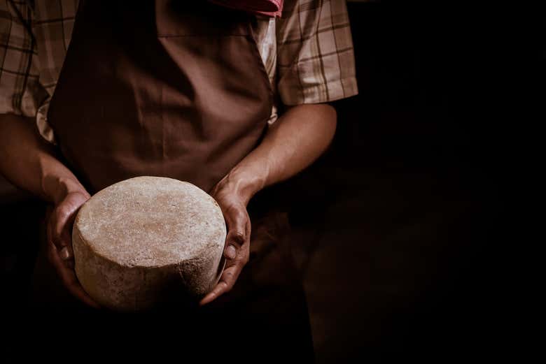 Visita a una quesería + Taller de queso de cabra