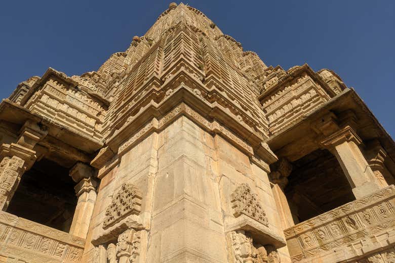 Excursión privada al templo de Brahma y fuerte Chittorgarh