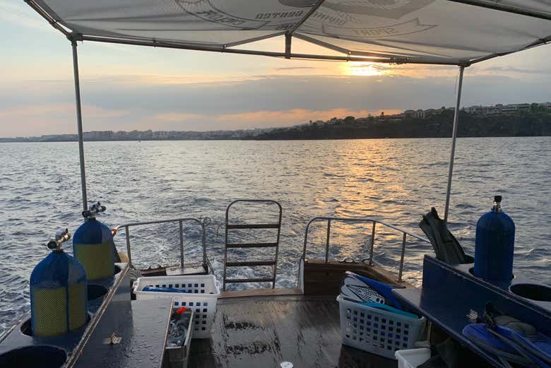 Paseo en barco por las Islas Cíclopes y Reserva La Timpa