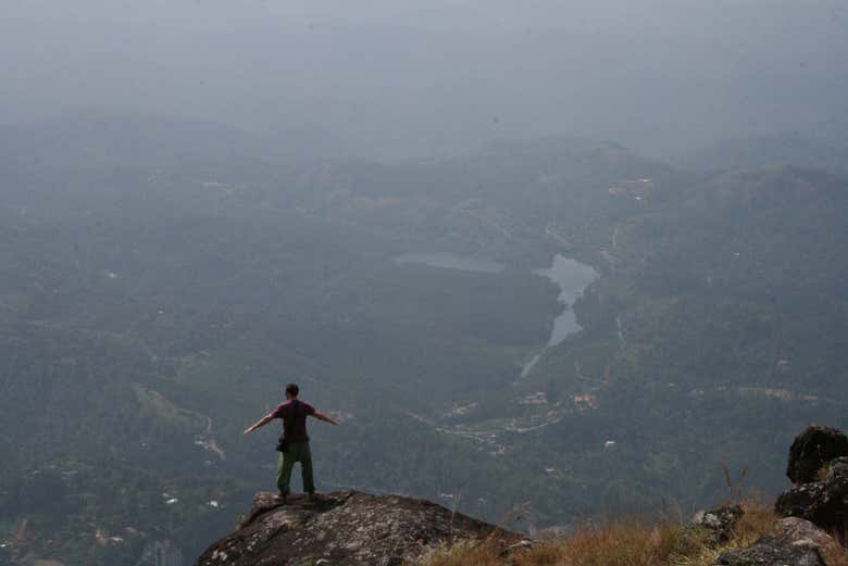 Senderismo por las colinas de Letchmi y las plantaciones de té de Munnar
