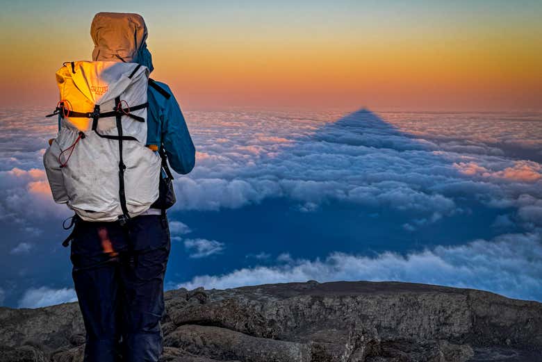 Escalada nocturna por la Montaña del Pico