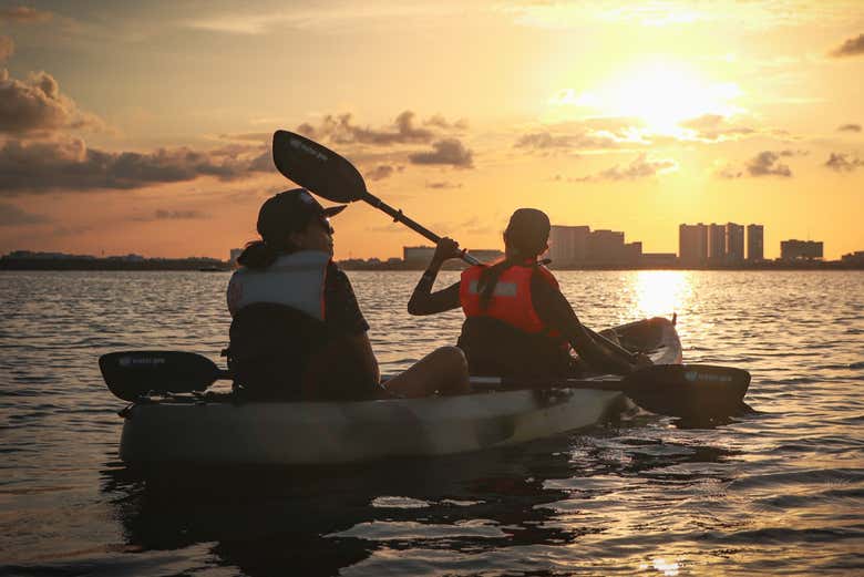 Tour en kayak por la laguna Nichupté