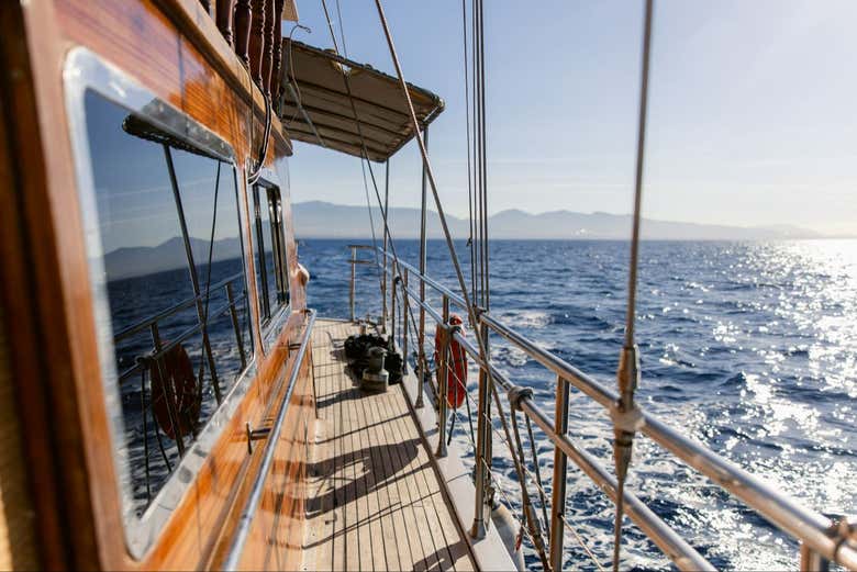Paseo en barco por la Riviera de Atenas