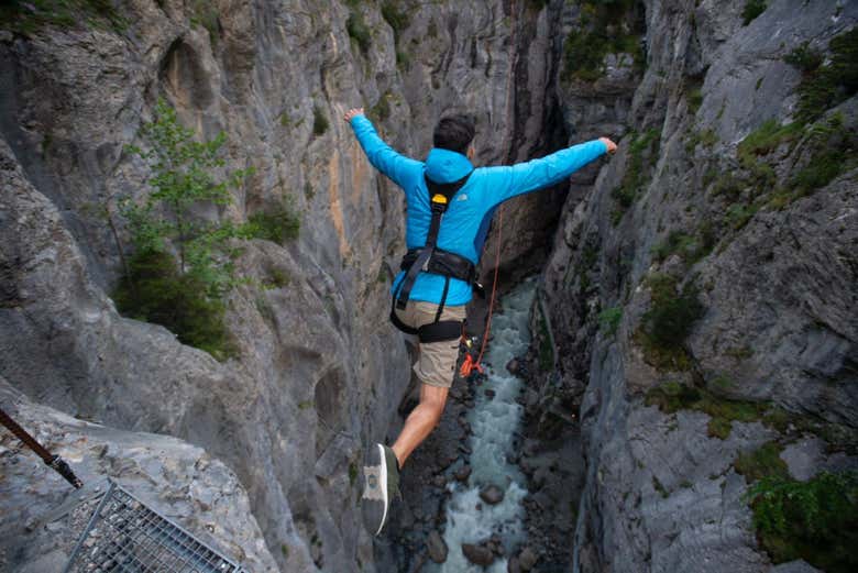 Puenting en el Glacier Canyon
