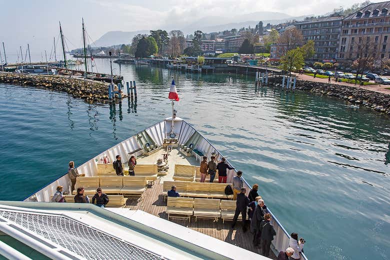 Barco a Évian-les-Bains