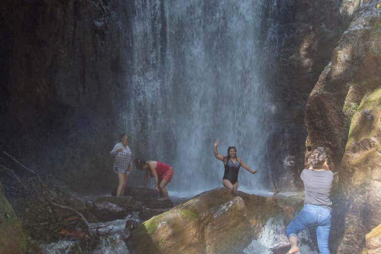 Excursión a la catarata Río Tigre
