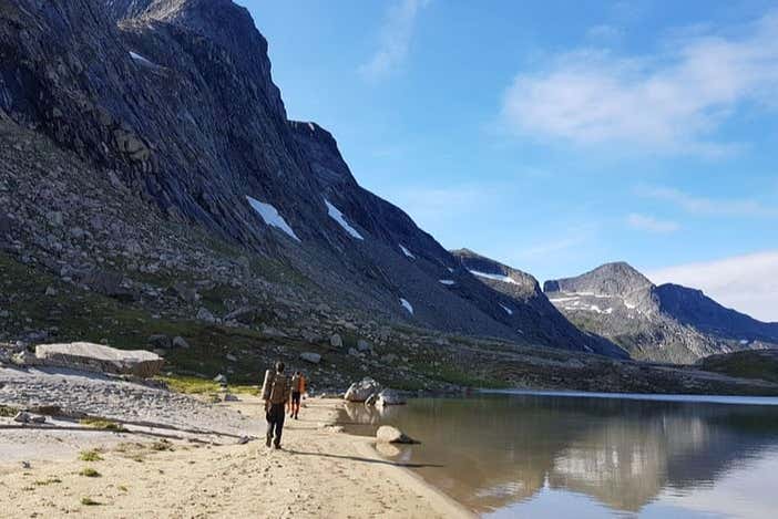 Trekking por el valle Åselidalen