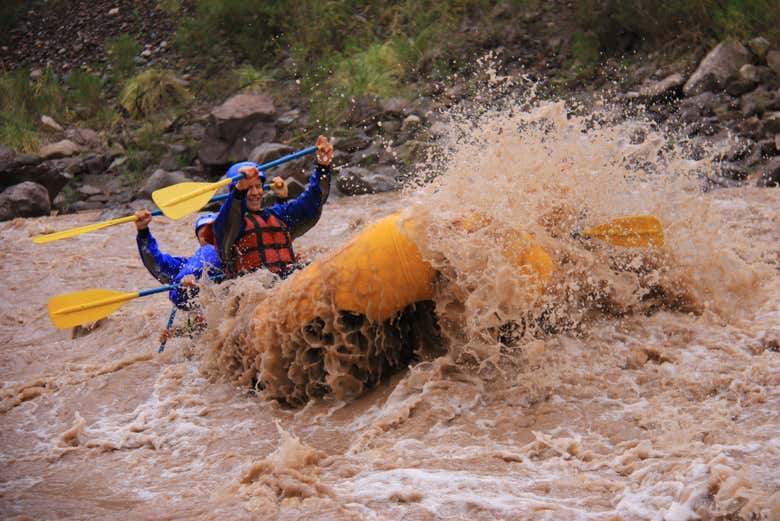 Rafting en el río Mendoza