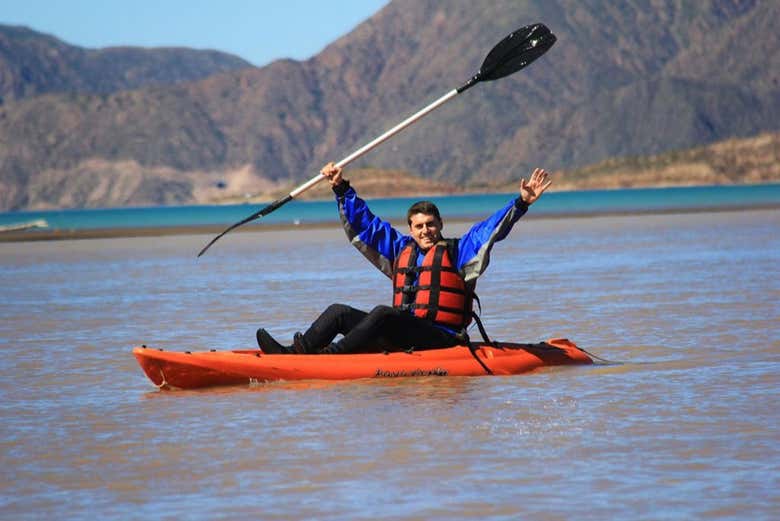 Tour en kayak por el embalse Potrerillos
