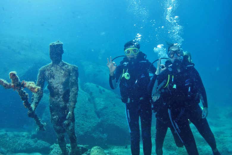 Bautismo de buceo en Paraty