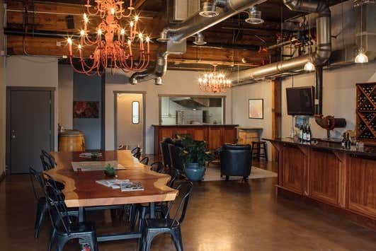 Artisan Hill Wine Pass - Galería 1