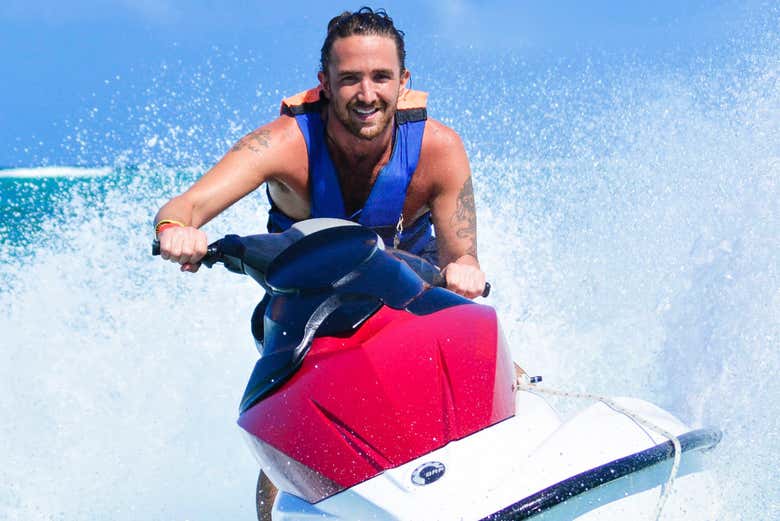 Tour en moto de agua por Punta Maroma