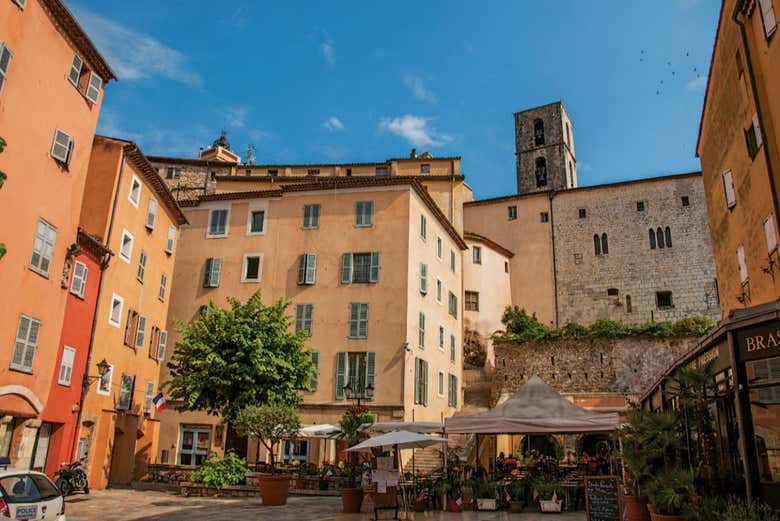 Excursión a Grasse + Cata de vinos