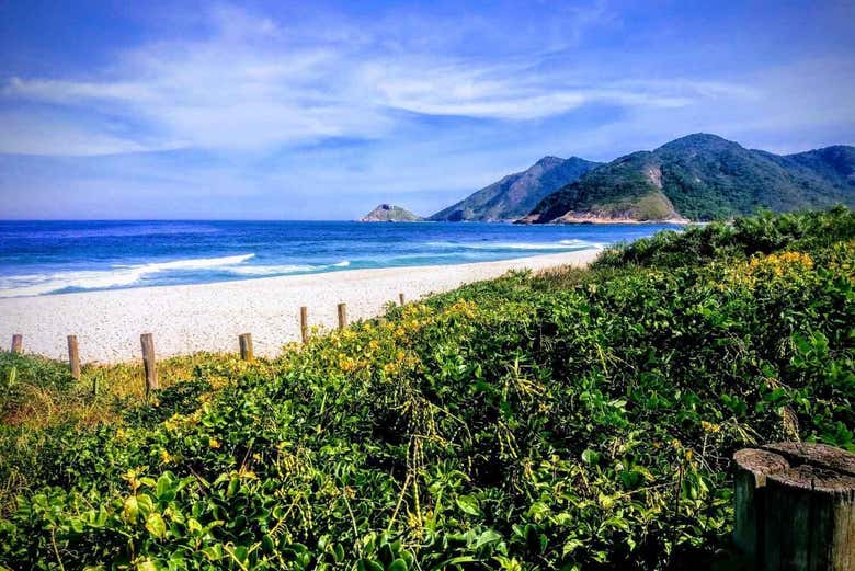 Senderismo por Prainha + Excursión a Grumari