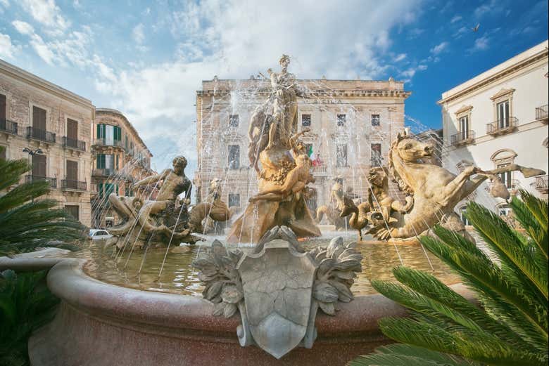 Excursión a Siracusa y la isla de Ortigia