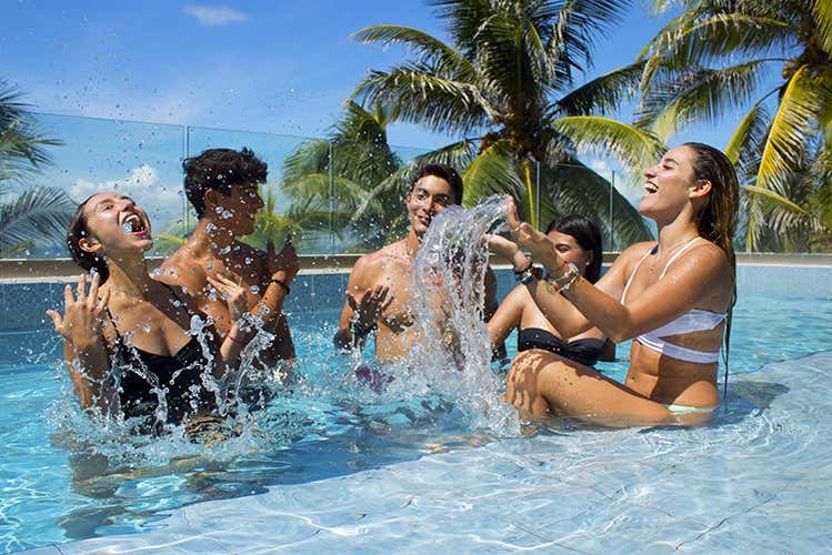 Excursión al Parque Garrafón de Isla Mujeres