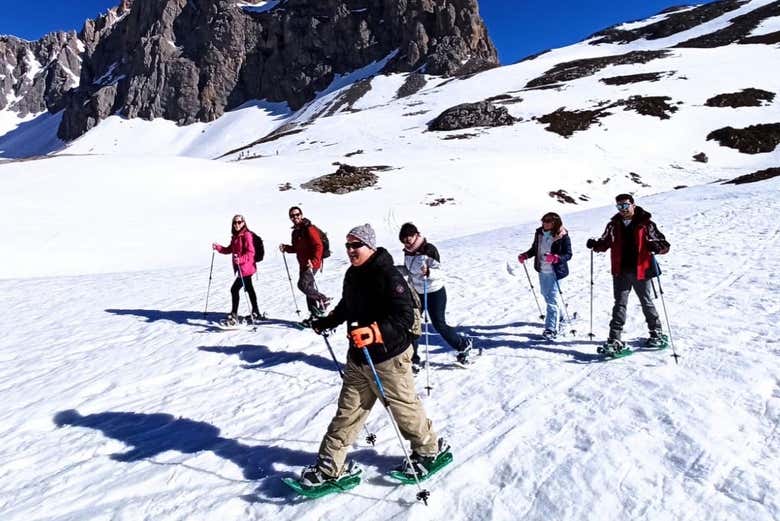 Paseo privado con raquetas de nieve por los Picos de Europa - Galería 2