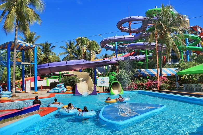 Entrada a Aquaventuras Park