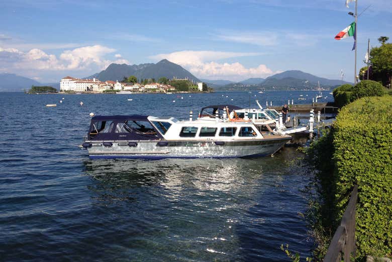 Barco turístico a las islas Madre y Bella