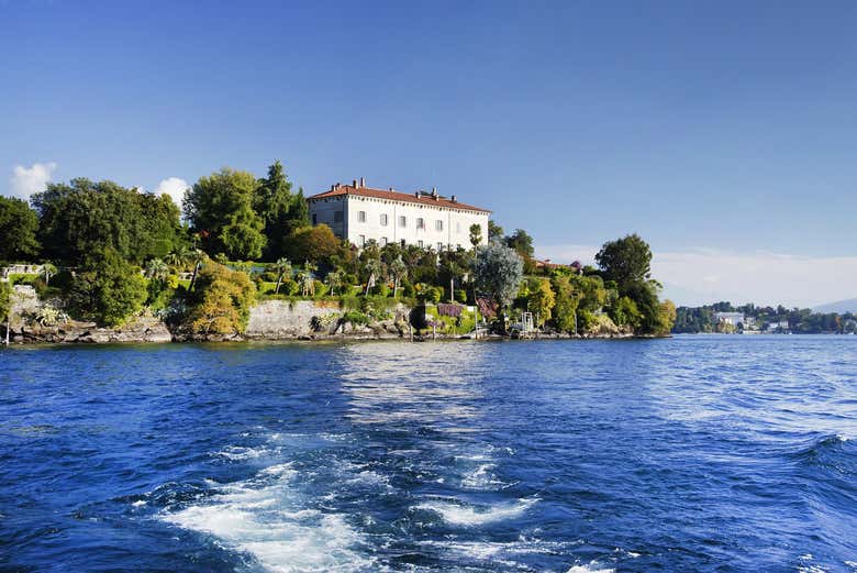 Barco turístico a las islas Madre y Bella