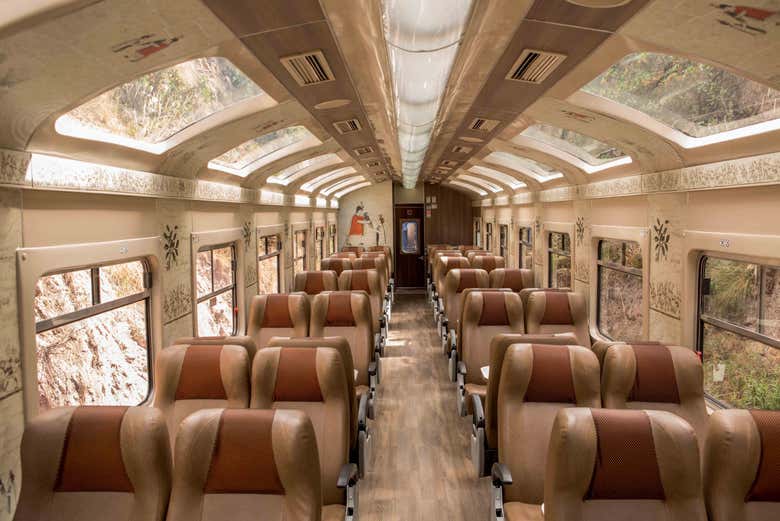 Tren a Ollantaytambo desde Aguas Calientes