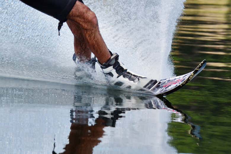 Wakeboard o esquí acuático en Bentota