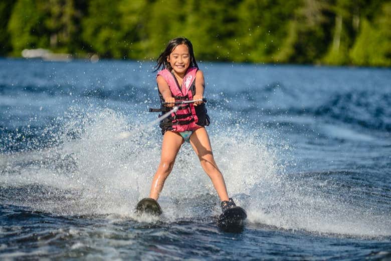 Wakeboard o esquí acuático en Bentota