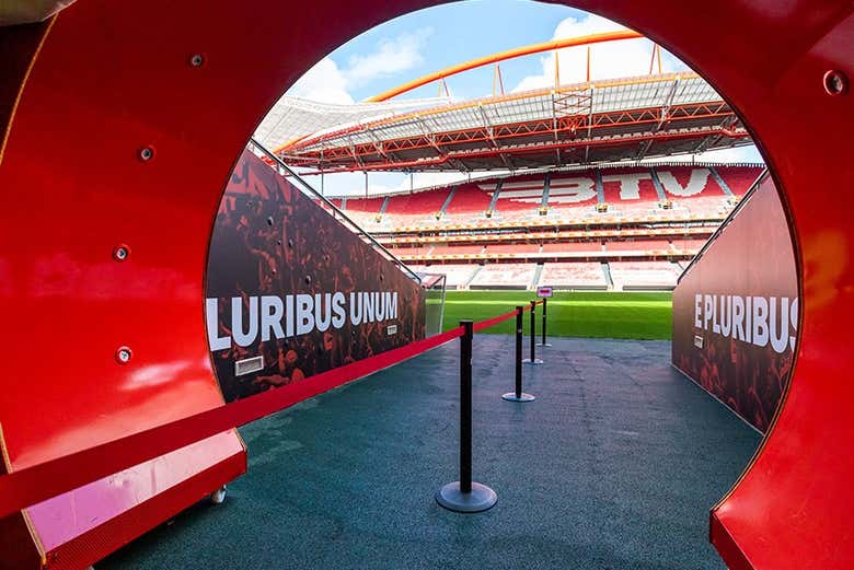 Tour por el Estadio del Benfica