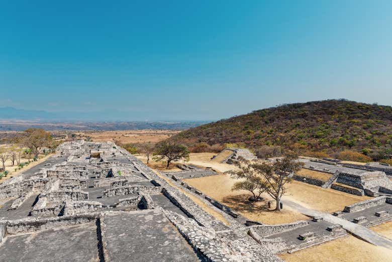 Excursión a Cuernavaca y Zona Arqueológica de Xochicalco