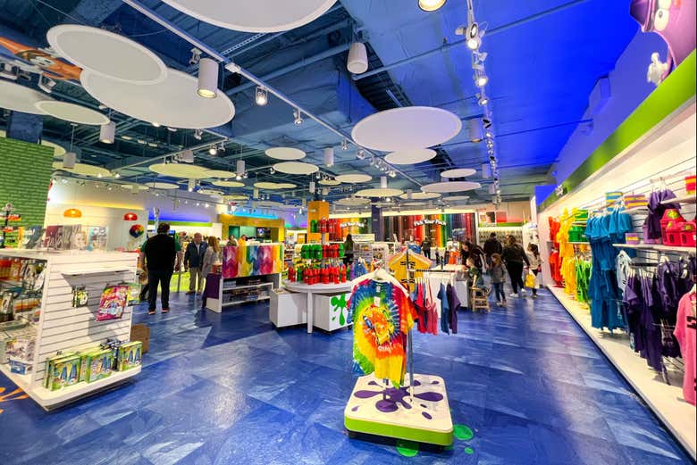 Entrada a Crayola Experience