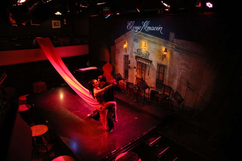 Espectáculo de tango en El Viejo Almacén