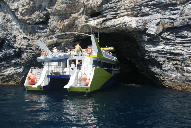 Paseo en barco por Cabo Norfeu y Cala Jóncols