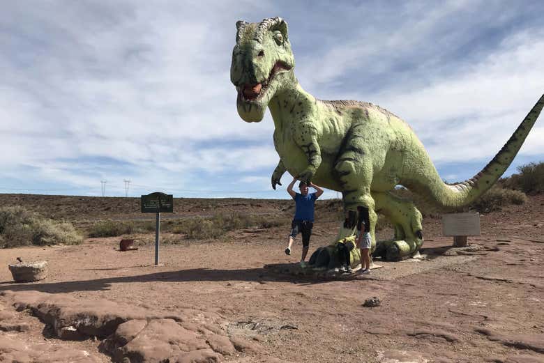 Excursión a Villa El Chocón + Museo Paleontológico