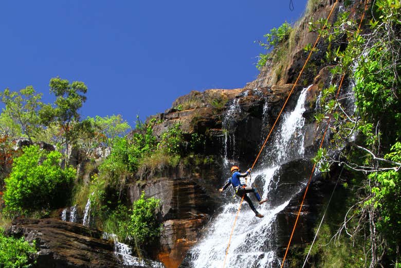 Rápel en la cascada Almécegas