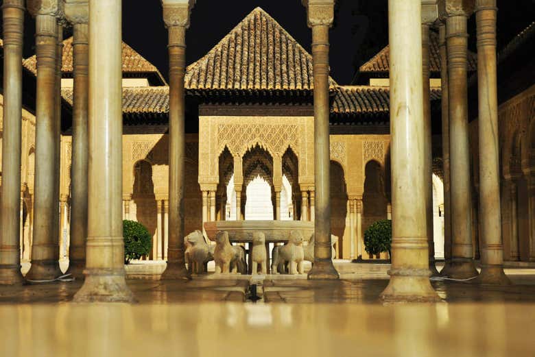 Excursión a Granada con visita a la Alhambra
