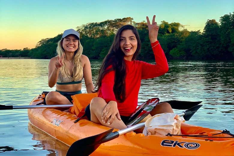 Tour en kayak por el río Parnaíba al atardecer