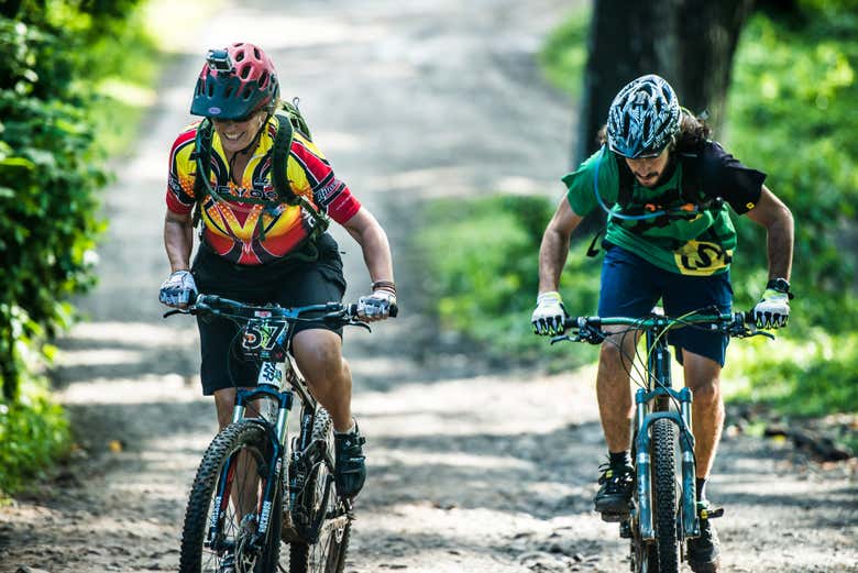 Tour en bicicleta de montaña por el Rincón de la Vieja