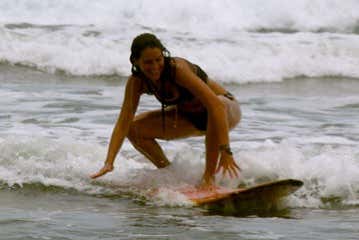Curso de surf en Montañita