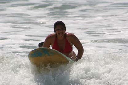 Curso de surf en Montañita